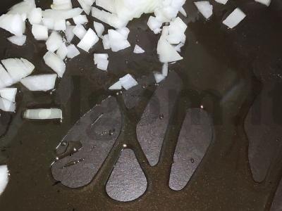 Perlovka su keptu svogūnu Žingsnis 2