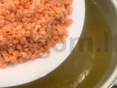 Vištienos sultinys su rūgštynėmis ir lęšiais Žingsnis 1