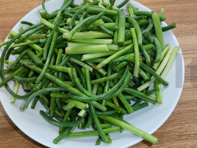 Universalus česnakinis prieskonis Žingsnis 1