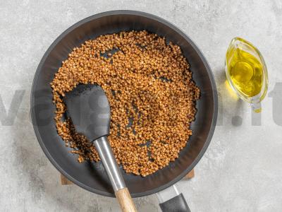 Virta grikių košė Žingsnis 1