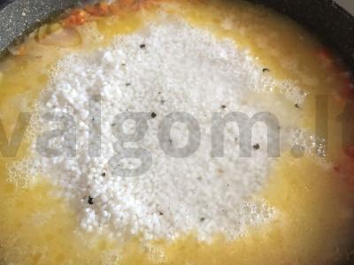 Meksikietiškas ryžiai su paprikomis Žingsnis 3