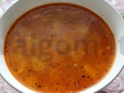 Minestras su vištienos faršu pagrindine nuotrauka