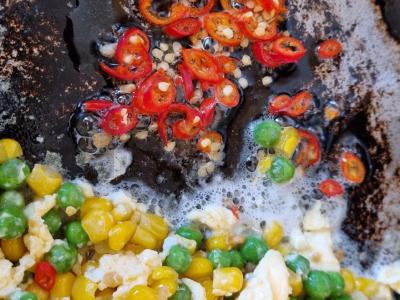 Keptas ryžiai su aštriu pipiru Žingsnis 5