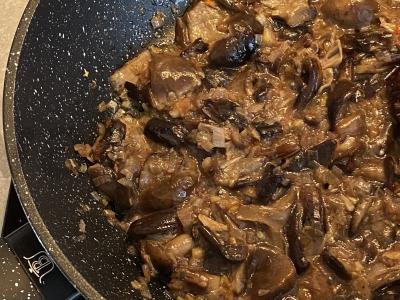 Makaronai su svogūnais ir grybais Žingsnis 2