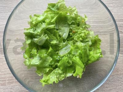 Vištienos ir fetos salotos Žingsnis 1