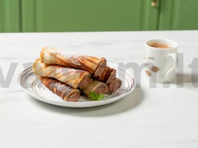 Vafliai ant keptuvės pagrindine nuotrauka