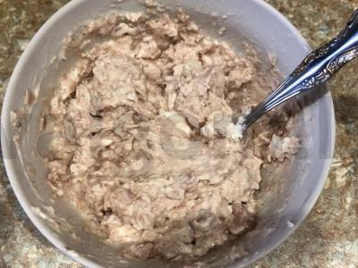 Salotos su grietinėlės tunu Žingsnis 1