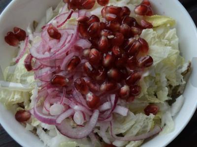 Daržovių salotas su virta jautiena ir granato sėklomis Žingsnis 4