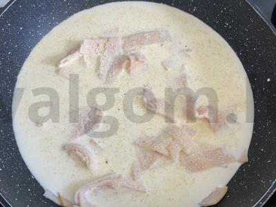 Bulguras su česnaku ir grietinėlės padažu bei kumpiu Žingsnis 2