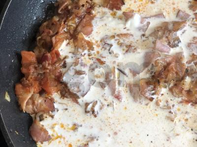 Makaronai su bekonu grietinėlės padaže Žingsnis 5