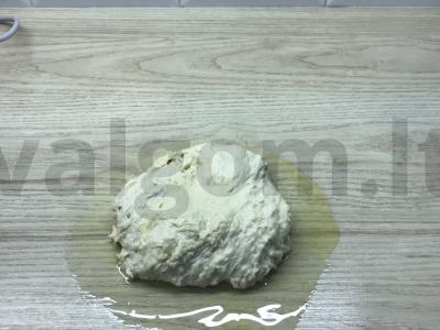 Pica naktiniu tešla su dviem sūrio rūšimis Žingsnis 3