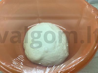 Pica naktiniu tešla su dviem sūrio rūšimis Žingsnis 6