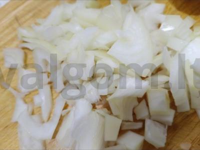 Kiaulienos troškinys Žingsnis 2