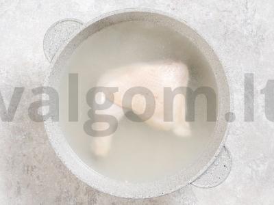 Kaip virti vištienos sultinį Žingsnis 1