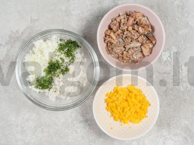 Salotos su jūros kopūstais, ryžiais ir sardinėmis Žingsnis 1