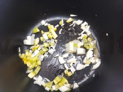 Greitas „Pietų“ sriuba su makaronais Žingsnis 1