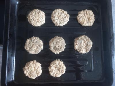 Bananų sausainiai su avižiniais dribsniais pusryčiams Žingsnis 4