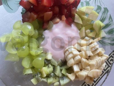 Vaisių salotas su jogurtu Žingsnis 2