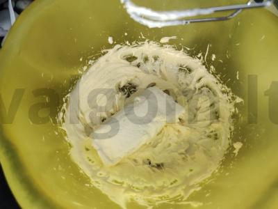 Varškės-uogų kremas Žingsnis 2