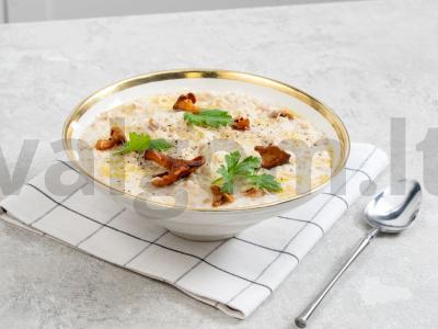 Perlotto su šilagėlėmis ir parmezanu pagrindine nuotrauka