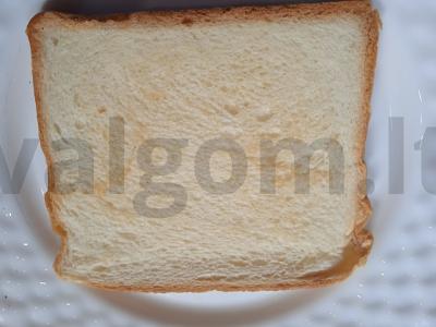 Tostai su tobiko ikra ir varškės sūriu Žingsnis 1