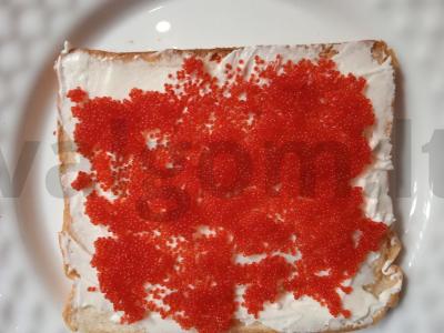 Tostai su tobiko ikra ir varškės sūriu Žingsnis 3