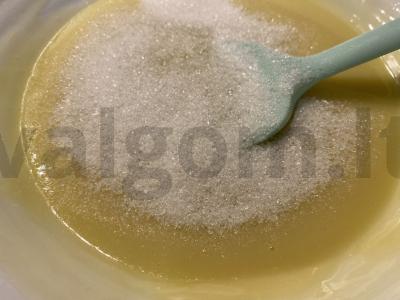 Varškės apkepas su baltuoju šokoladu Žingsnis 3