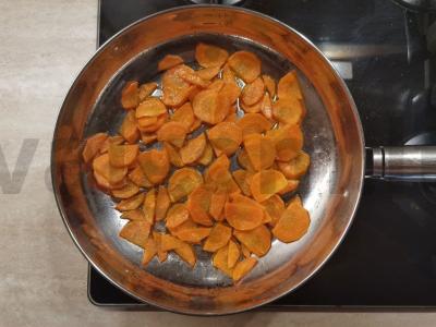 Skani rauginta sriuba su medžiotojų dešrelėmis Žingsnis 5