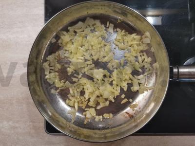 Skani rauginta sriuba su medžiotojų dešrelėmis Žingsnis 6