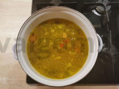 Skani rauginta sriuba su medžiotojų dešrelėmis Žingsnis 8