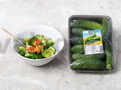 Aromatinga salotų „Sukrėstas agurkas“ Žingsnis 3