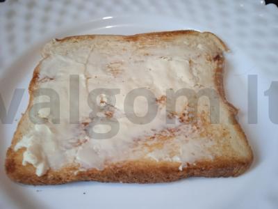 Tostai su putpelių kiaušiniais ir jalapeño pipirais Žingsnis 2