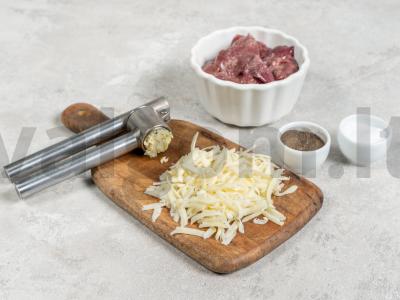 Vištienos kepenėlės su sūriu orkaitėje Žingsnis 1