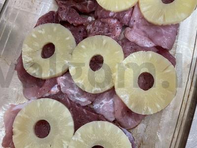 Kiaulienos kepsniai su ananasais orkaitėje Žingsnis 3