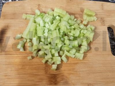 Salotos su raudonaisiais pupelėmis, vištienos krūtinėle ir dižono garstyčiomis Žingsnis 2