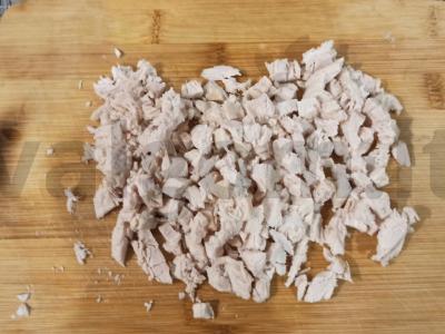 Salotos su raudonaisiais pupelėmis, vištienos krūtinėle ir dižono garstyčiomis Žingsnis 4