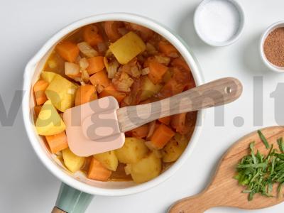 Daržovių troškinys su garstyčių sėklomis Žingsnis 2