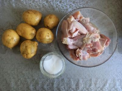 Vištiena su jaunu bulvių, kepta orkaitėje Žingsnis 1