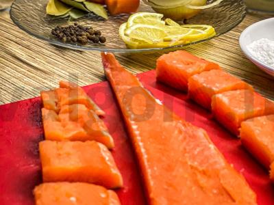 Lašiša aštriame marinate Žingsnis 2