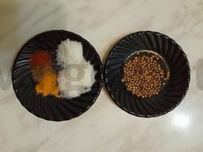 Aštri morkų salotos pagal korėjietišką receptą Žingsnis 1