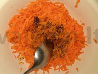Aštri morkų salotos pagal korėjietišką receptą Žingsnis 5
