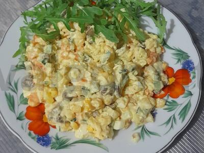 Salotas „Asorti su grybais“ pagrindine nuotrauka