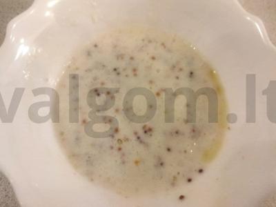 Salotas su Pekino kopūstu, krevetėmis ir granato sėklomis Žingsnis 5