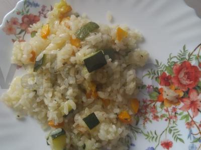 Ryžiai su cukinija pagrindine nuotrauka