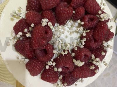 Aviečių džemas tortų ir pyragėlių sluoksniams pagrindine nuotrauka