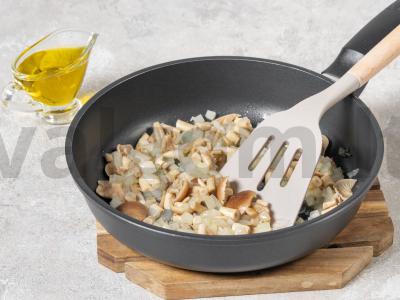 Šviežių grybų sriuba Žingsnis 2