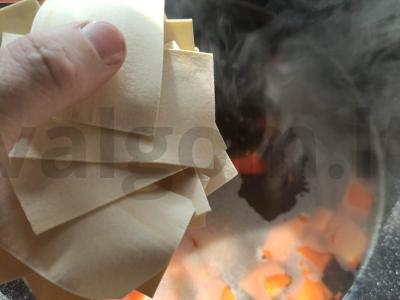 Patingėlių bešbarmakas vegetariams Žingsnis 4