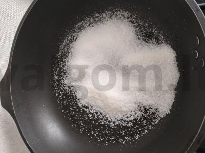 Saulėgrąžų ir linų sėklų kozinakas Žingsnis 1