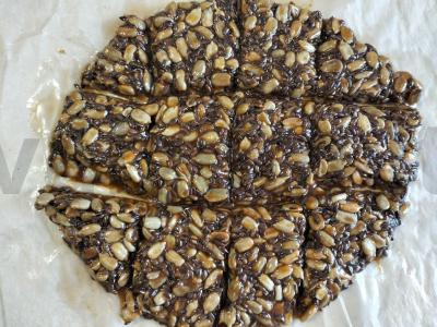 Saulėgrąžų ir linų sėklų kozinakas Žingsnis 5