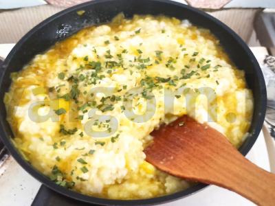 Ryžiai su kiaušiniu ir ciberžole Žingsnis 8